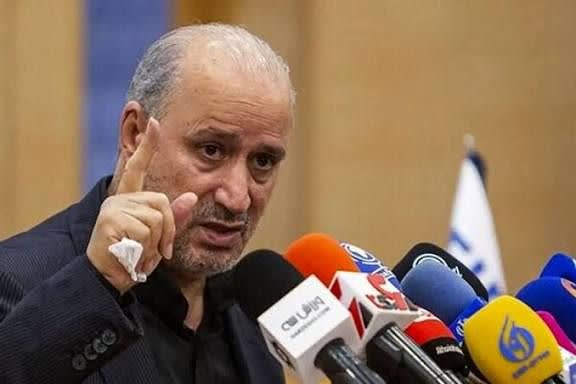 تاج نیامد؛ فوتبال زنجان به حاشیه رفت!