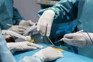 مرگ یک زن بعد از عمل جراحی لاغری