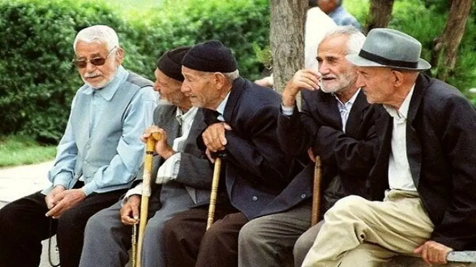 از بازنشستگان و کارمندان دولت بابت افزایش ۲۰ درصدی حقوق عذرخواهی میکنیم