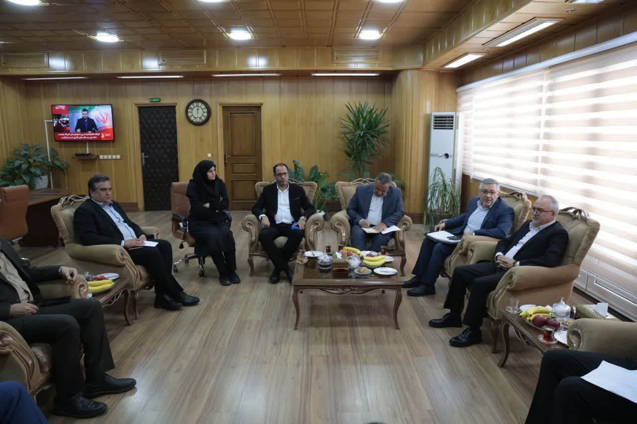 بازهم اعزام هیات تجاری؛ بازهم عکسهای یادگاری و بازهم گزارشهای تکراری